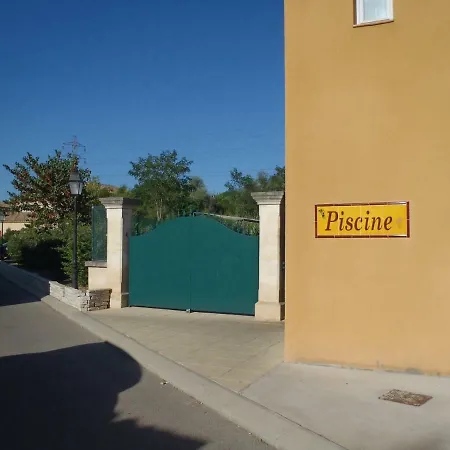 Apartment Dans La Les Mazets De Camargue Arles